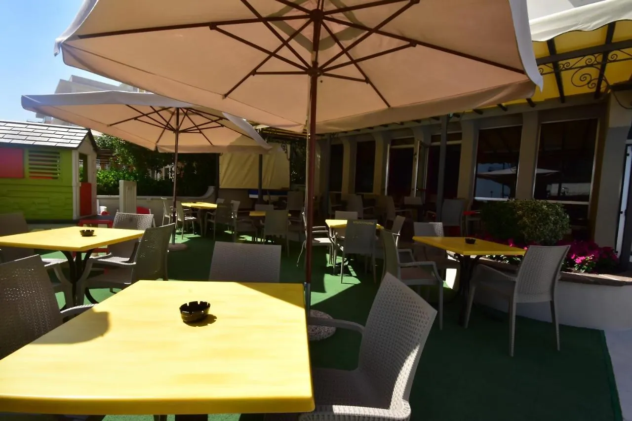 Hotel Mont Blanc Bellaria-Igea Marina Italy
