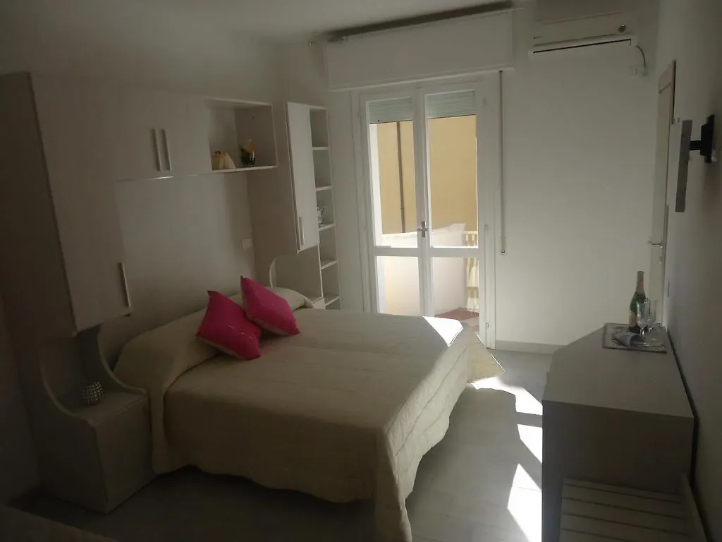 Hotel Mont Blanc Bellaria-Igea Marina Italy
